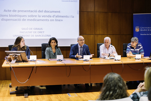 Presentación del Documento "Cuestiones bioéticas sobre la venta de alimentos y la dispensación de medicamentos on line". Barcelona